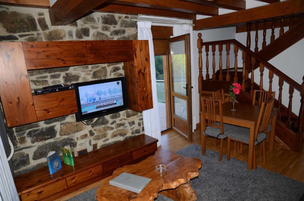 Apartamentos Spa Cantabria Infinita Cillorigo de Liebana Room photo